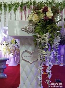 结婚司仪台背景,司仪台背景下的甜蜜见证